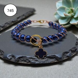 Dark Blue Beaded Charm Bracelet with Clover Pendant